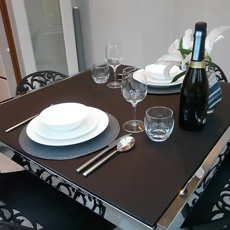 The Duchy Garden Appartement *
